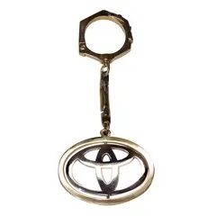 Золотий брелок TOYOTA
