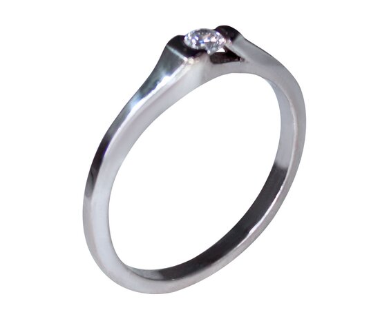 Золое кольцо с бриллиантом. Артикул EV3421